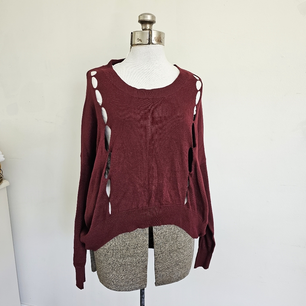 Covet burgundy hole high low sweater size small